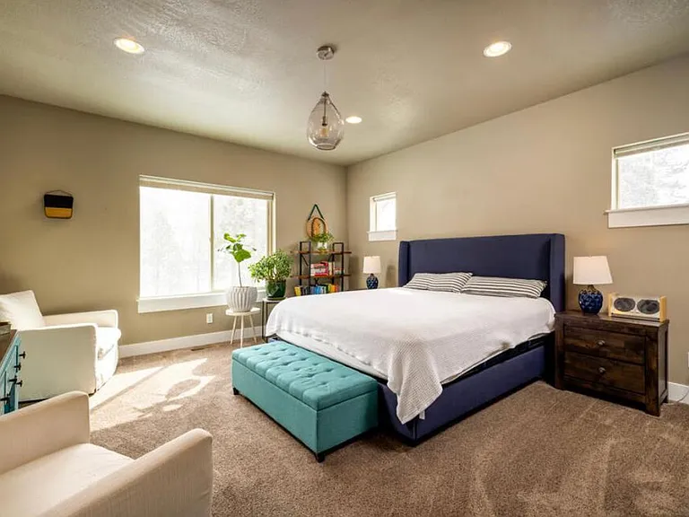 1087 Timber Mountain Ln — Photo 3