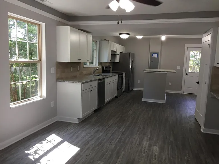 4569 Maize Rd — Photo 12