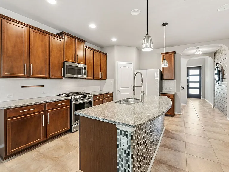 7312 Lookout Bluff Ter — Photo 13
