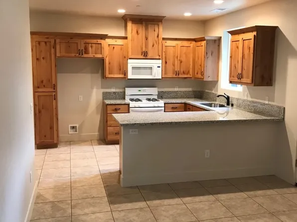 1207 Warner, 1207 Warner St #B, Chico, CA 95926