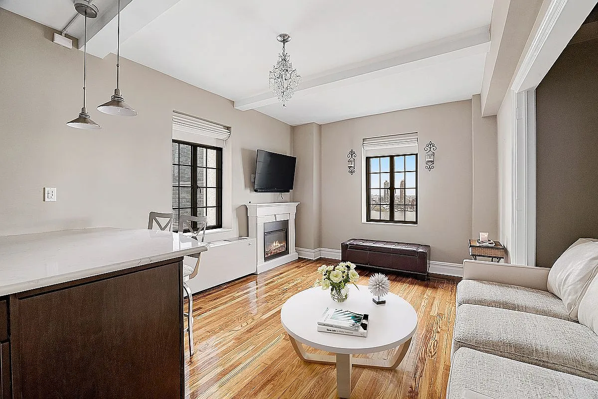 5 Tudor City Pl APT 1427 photo 1