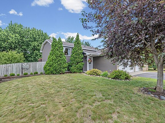 2nd image of 1547 144th Ave NW