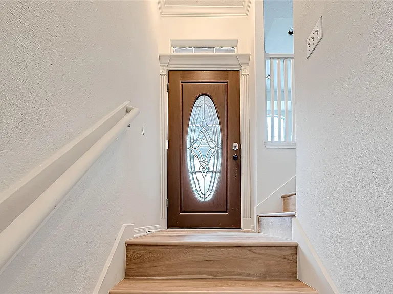2150 Stacy Knl — Photo 12