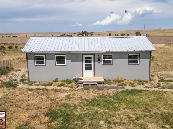 2000 Prairie View Rd, Glendo, WY 82213