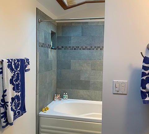 Master bath with whirlpool tub