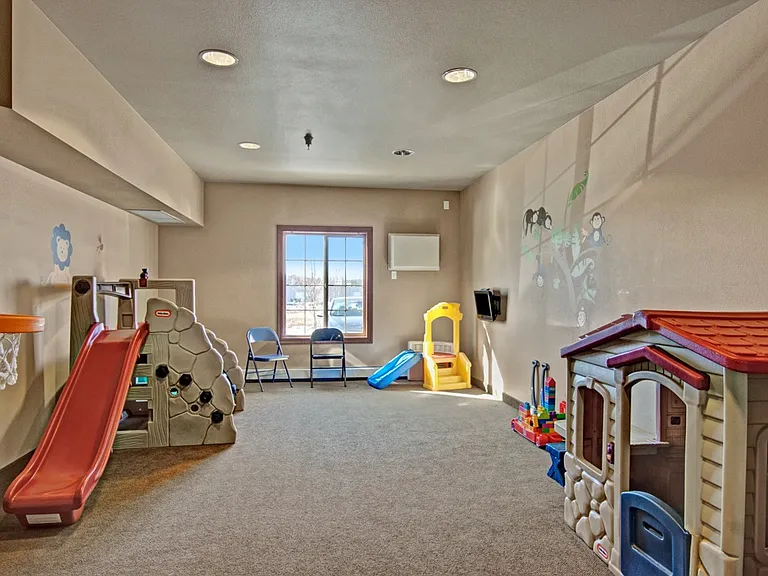 Grand River Estates — Photo 19