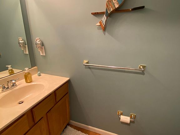 5th image of 3896 Vineyard Green Dr