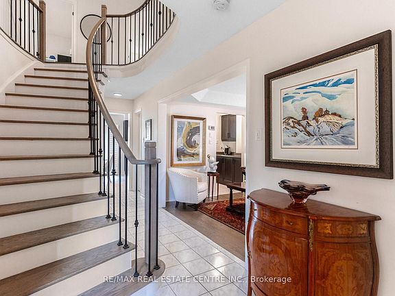 5th image of 40 Hepburn Cres