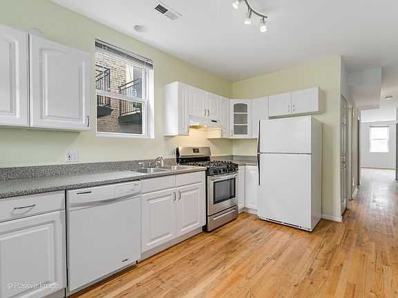 5th image of 1643 W Le Moyne St #2