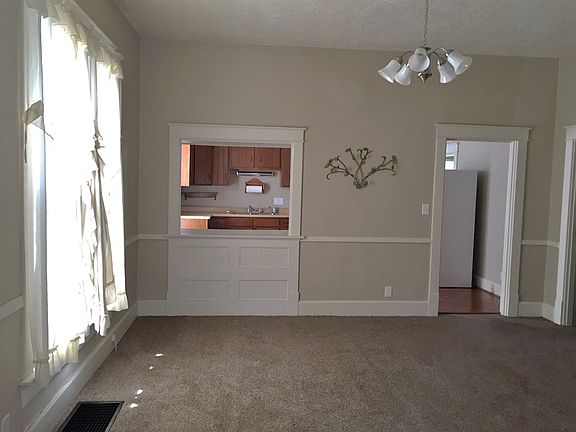 5th image of 1317 Busseron St