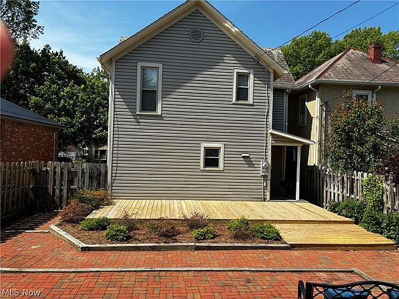 3rd image of 630 4th St