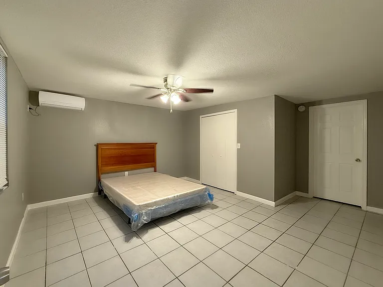 1039 Edison Dr #2 — Photo 5