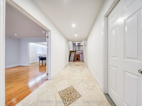 4th image of 18 Bruce Farm Dr