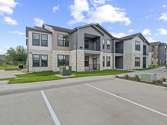 4th image of 10258 Old Lockhart Rd #9106