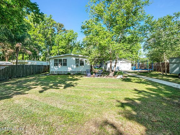 4th image of 13132 DUVAL Court W