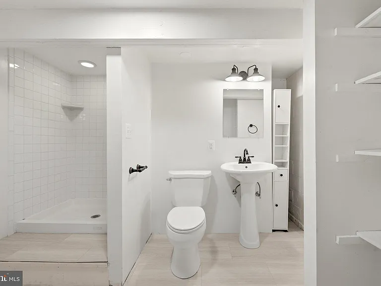 31 E Germain St — Photo 24