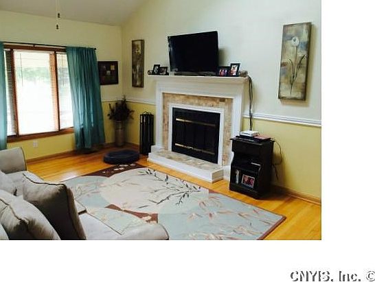 3rd image of 4805 Joyce Pl