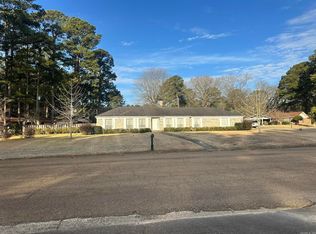 448 Palisade Dr, Camden, AR 71701