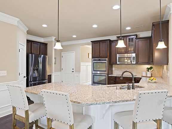 5th image of 1 Park Vista Way