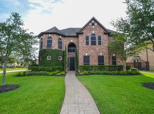 2226 Long Cove Ct, Pearland, TX 77584