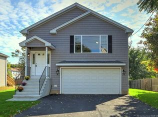 6 Westfield St, West Haven, CT 06516