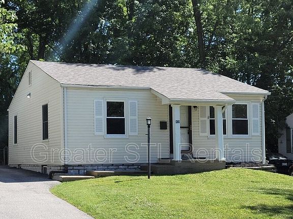 3rd image of 1265 Washington St