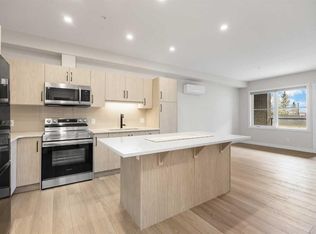 81 NE Arbour Lake Vw NW #1107, Calgary, AB T3G0H4