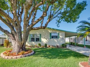 5087 Fox Cliff Dr, Lakeland, FL 33810