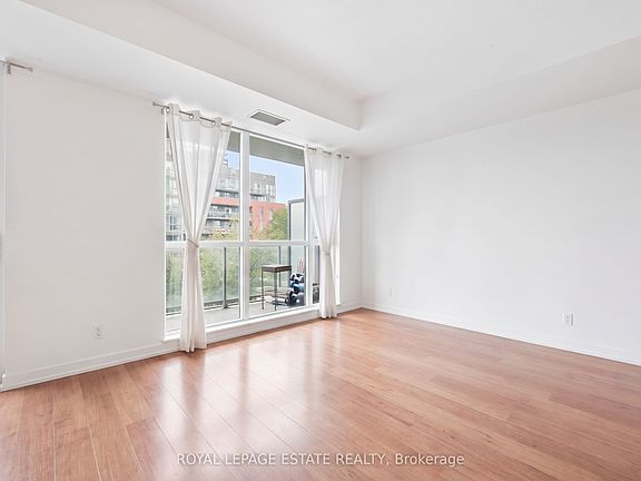 3rd image of 1 Cole St #504