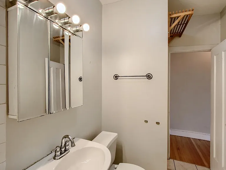 104 S Scoville Ave #3A — Photo 14