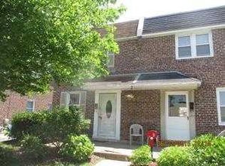 2242 Manor Rd, Upper Darby, PA 19082