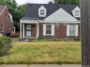 7021 Curtis St, Detroit, MI 48221