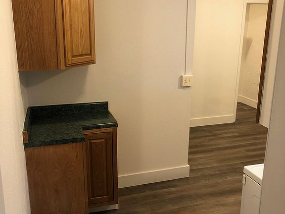 5th image of 339 N Wycoff Ave