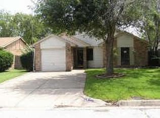 2418 Wildbriar Dr, Arlington, TX 76014
