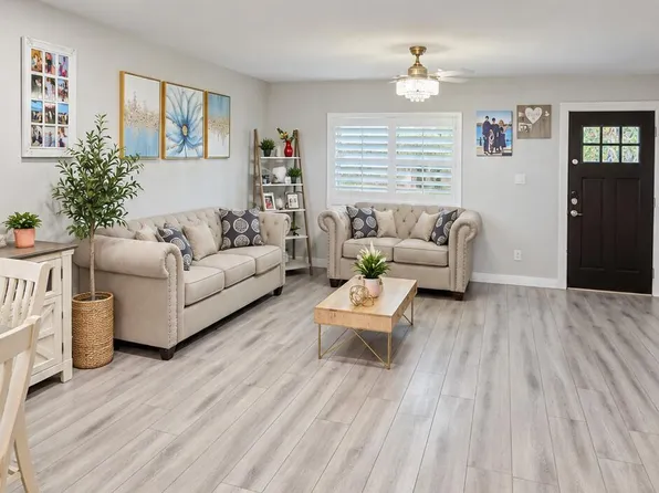 8151 W TURNEY Avenue, Phoenix, AZ 85033