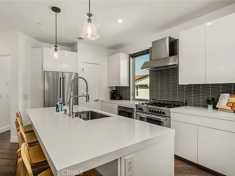 4405 Channel Pl — Photo 20