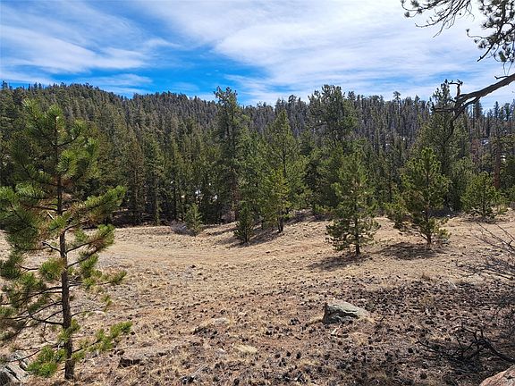 4th image of 369 Summit Road