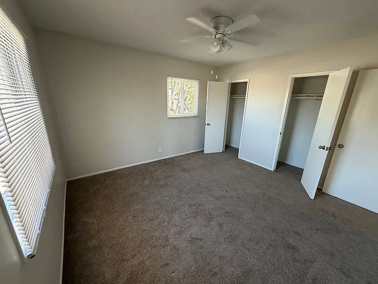 Spacious 1 Bedroom/1 Bathroom Apartment - $500 Off Move In + Reimbursed Application Fee — Photo 19