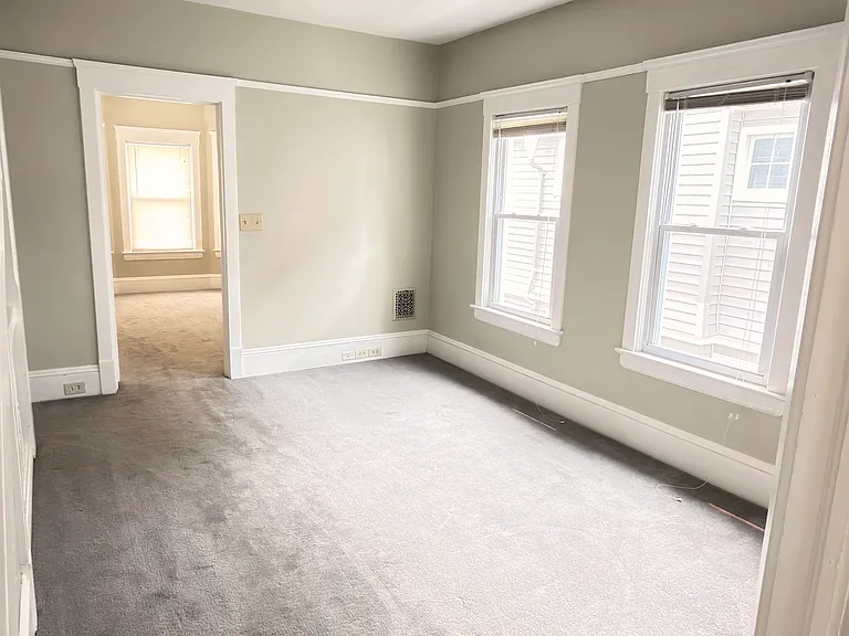 1182 Warren Rd — Photo 4