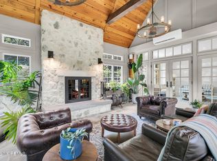 7 S Rohallion Dr, Rumson, NJ 07760