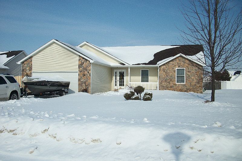 1st image of 5830 S Lakecress Dr