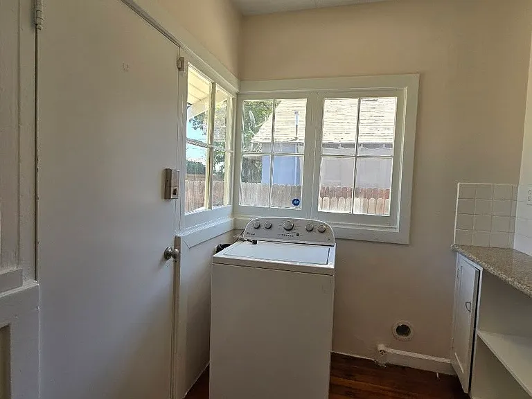 921 E Terrace Ave #A — Photo 16