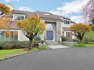 6 Nash Pl, Armonk, NY 10504