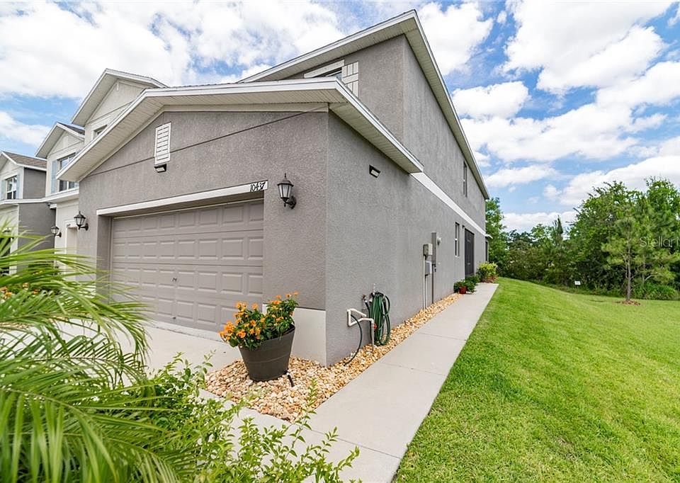 1st image of 10437 Lake Montauk Dr