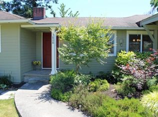 13808 SE Center St, Portland, OR 97236