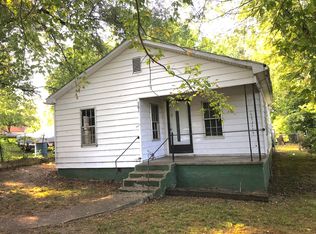 101 Polk St, Thayer, MO 65791