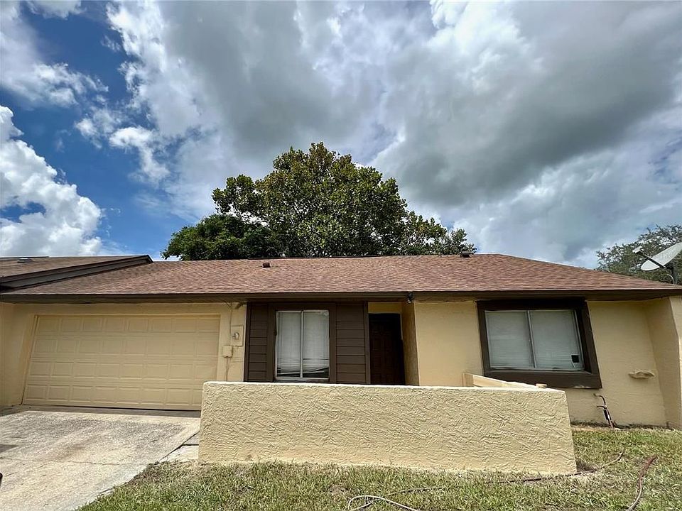 1st image of 171 Clear Lake Cir