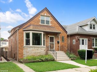 5405 W Hutchinson St, Chicago, IL 60641