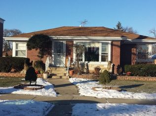 5106 Jarlath Ave, Skokie, IL 60077