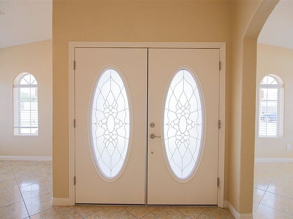 4th image of 2027 E Udall Ln
